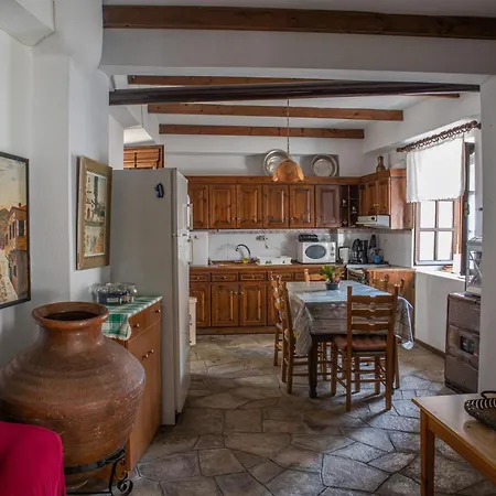 Thasos Stone בית נופש