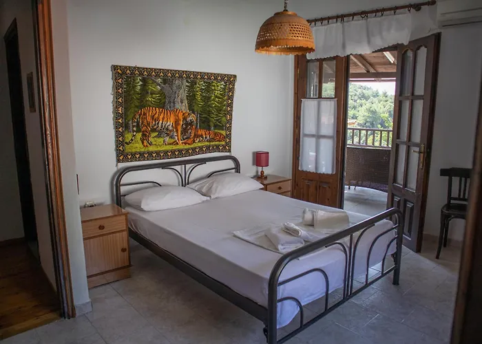 Thasos Stone * Maries (Thasos)